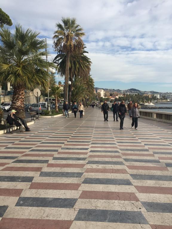 L'Attico Di Anna Daire Sanremo Dış mekan fotoğraf